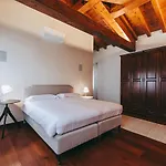 Riva Bed and Breakfast 4*