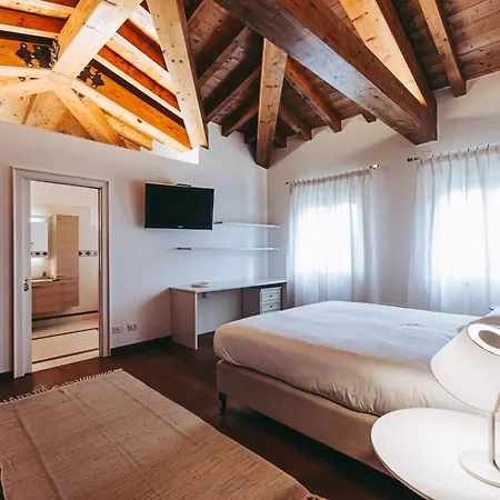 Riva 4*