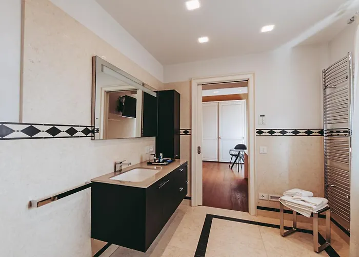 Riva 4*
