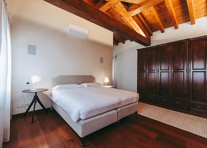 Riva Bed & Breakfast 4*